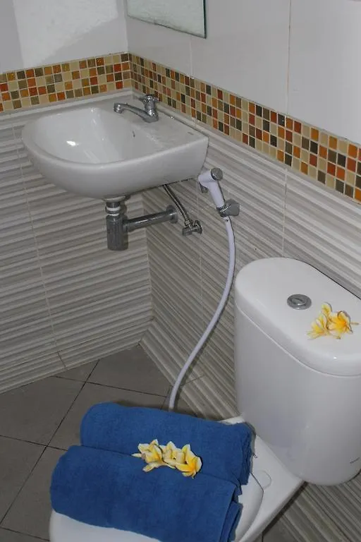 Hotel Harvest Apartment Bali